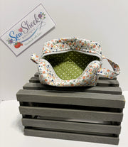 Rosebud - Small Floral Zip Case