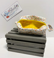 Rosebud - Small Floral Zip Case