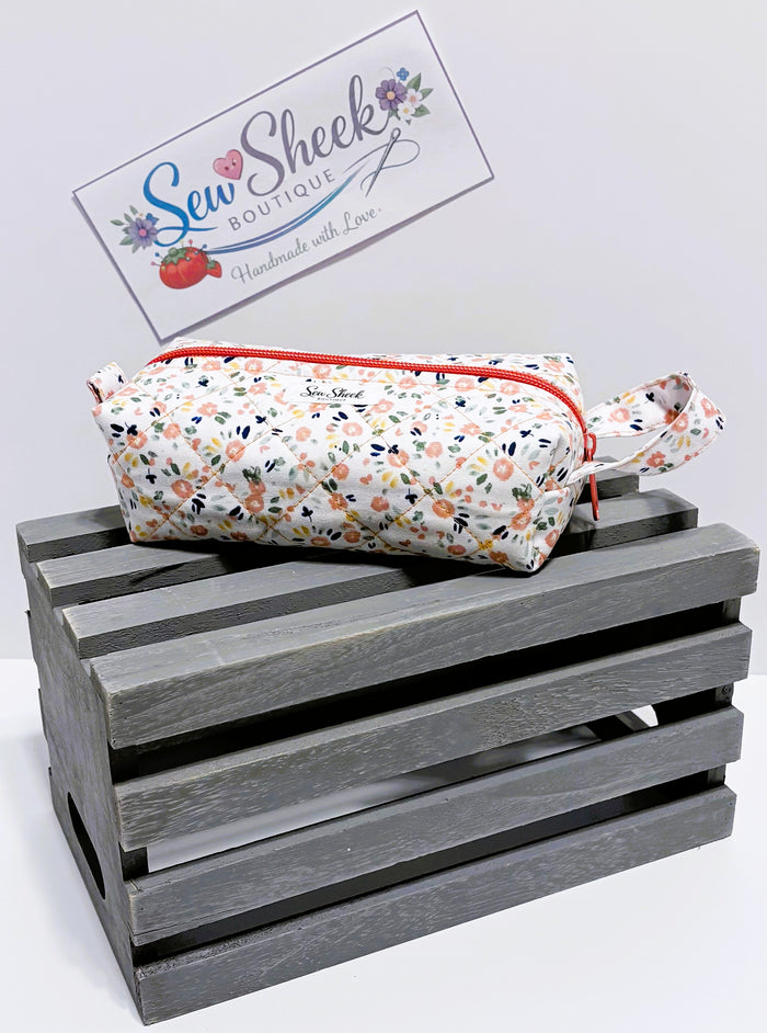 Rosebud - Small Floral Zip Case